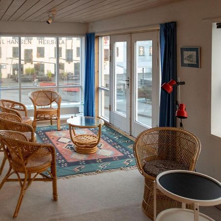 Guesthouse At The Boat Harbour ทอร์สเฮาน์ ภายนอก รูปภาพ
