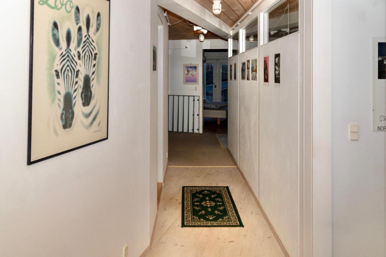 Guesthouse At The Boat Harbour ทอร์สเฮาน์ ภายนอก รูปภาพ